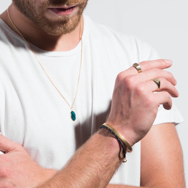 How to Match IceGlint Jewelry to Your Casual Outfit - IceGlint